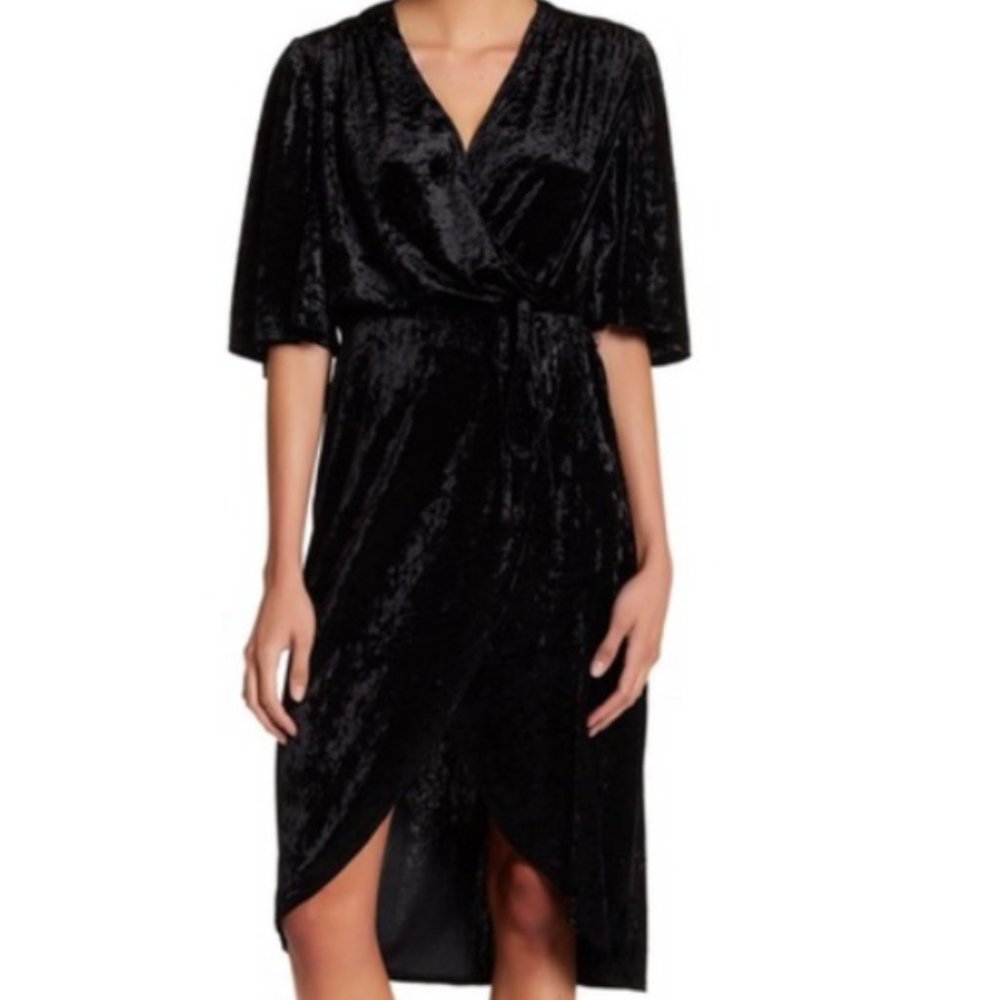 Alexia Admor Black Velvet Dress